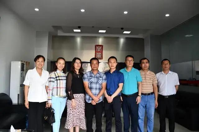 重慶市秀山自治縣到廣東榮業食品有限公司考察交流